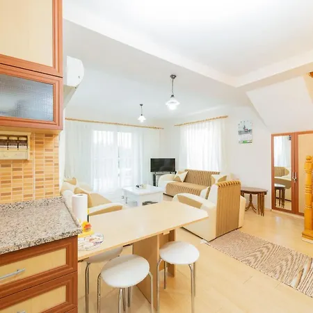 Apartman Lovely Villa With Pool And Garden In Antalya *
